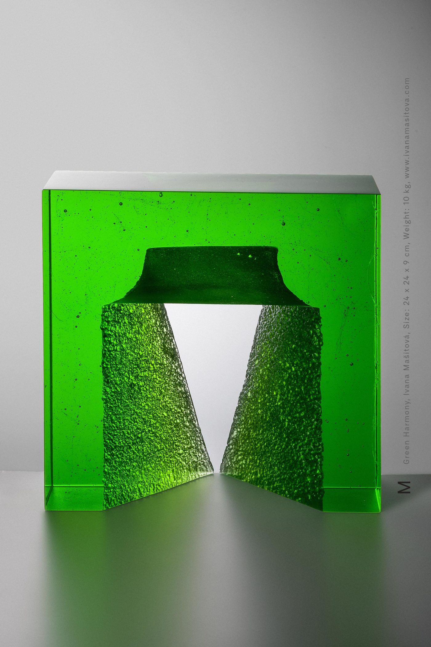Zelena-harmonie_Green-Harmony,24x24x9cm,10kg